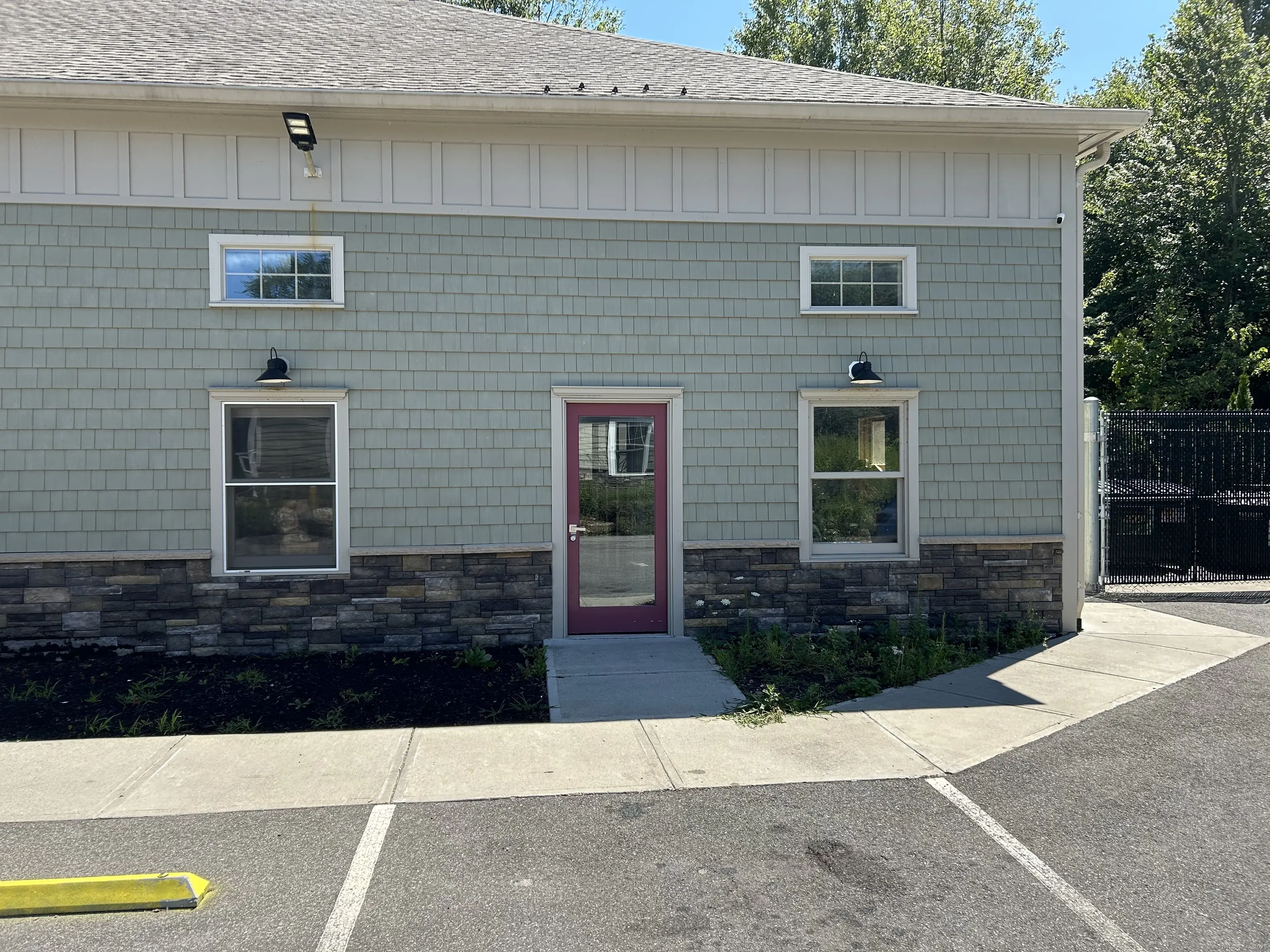 13 North Main Street, East Hampton