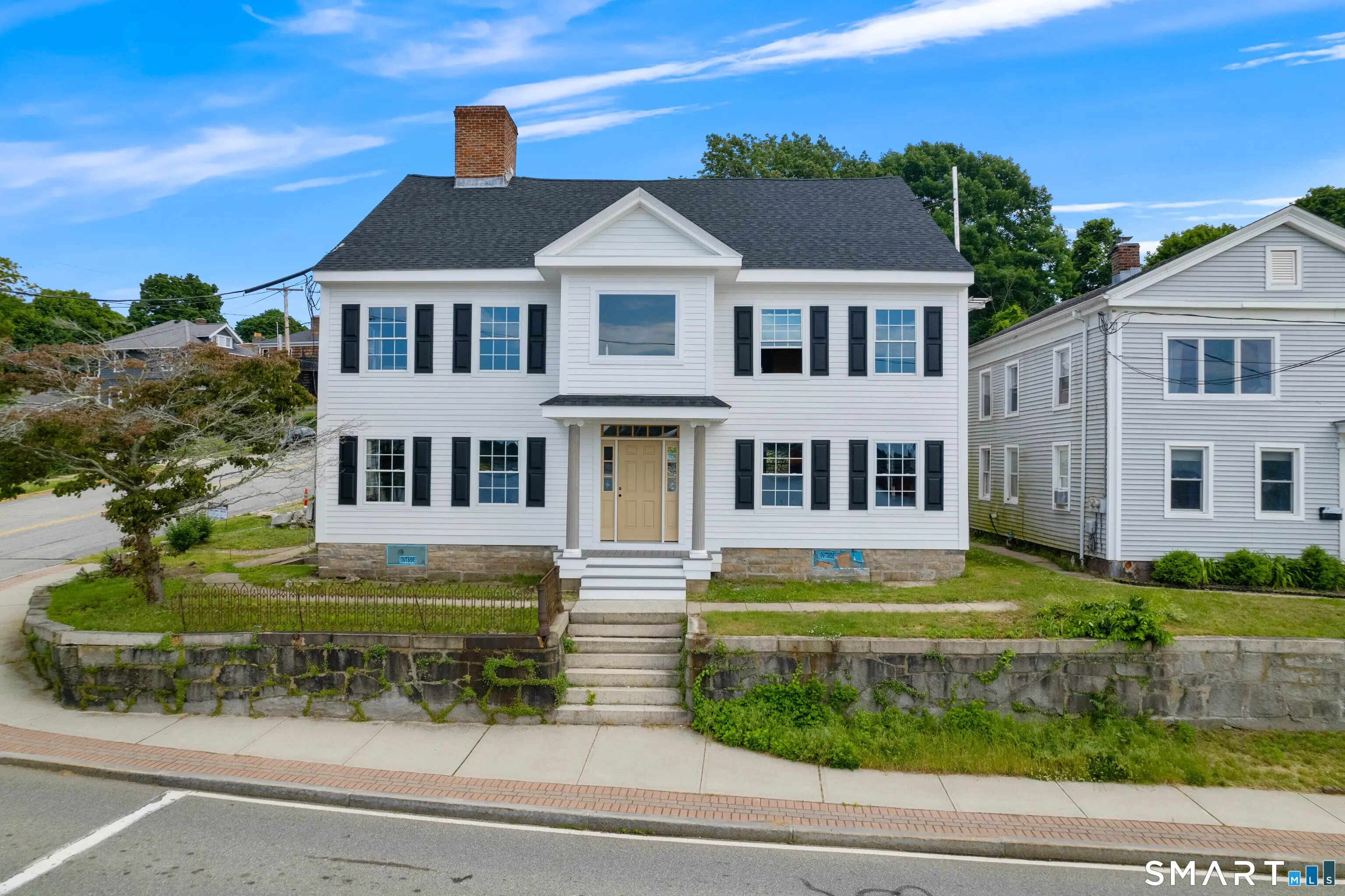 108 Thames Street, Groton