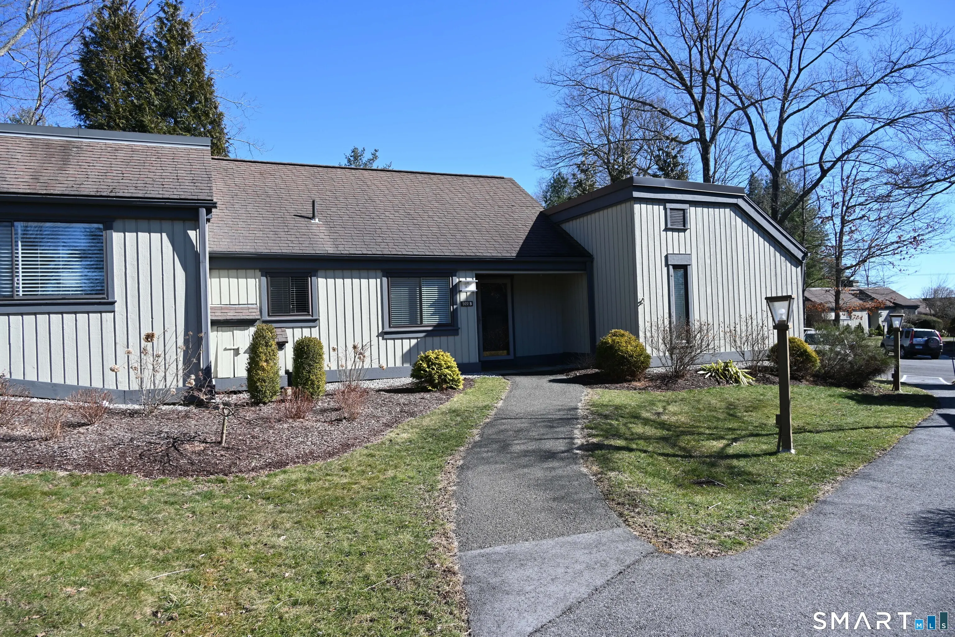 922 Heritage Village B, Southbury