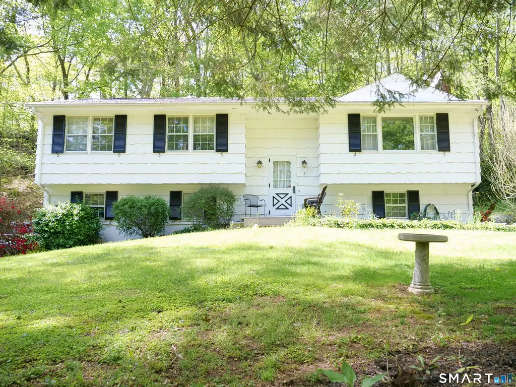 31 Longview Drive, Ridgefield