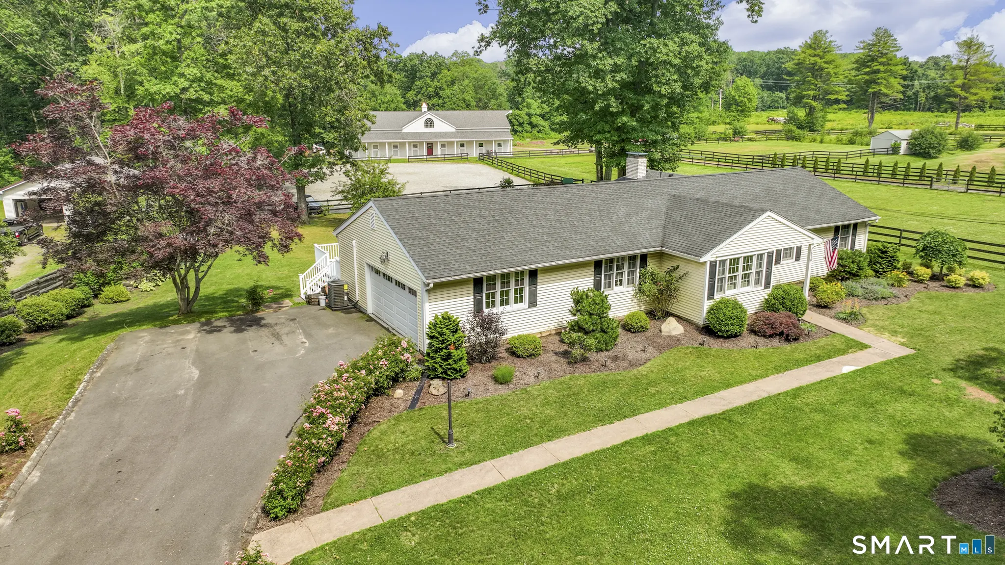 610 Niederwerfer Road, South Windsor