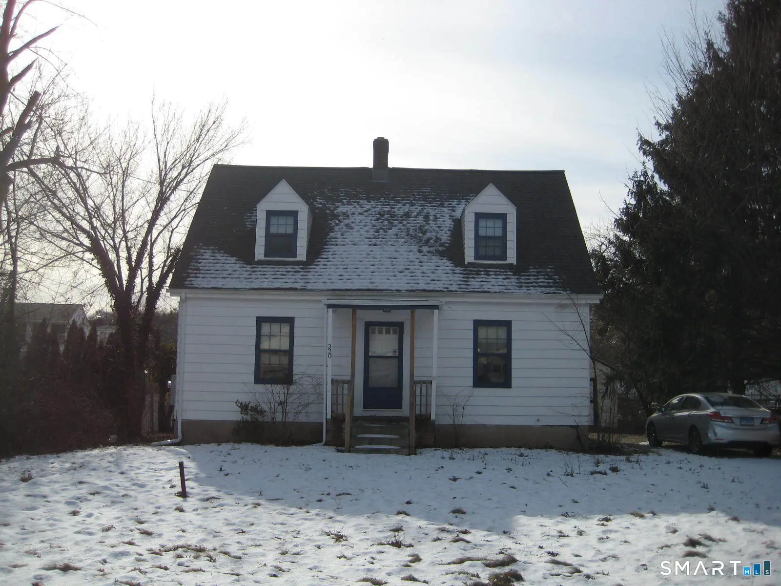 320 Maple Street, Branford