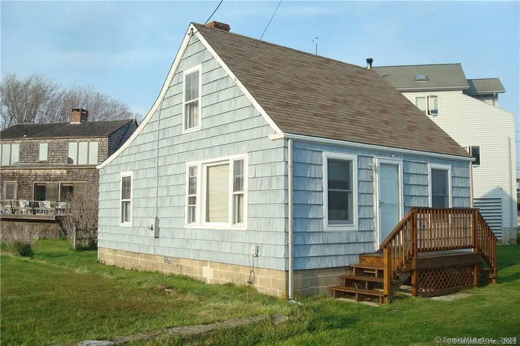 9 Skipper Street, Stonington