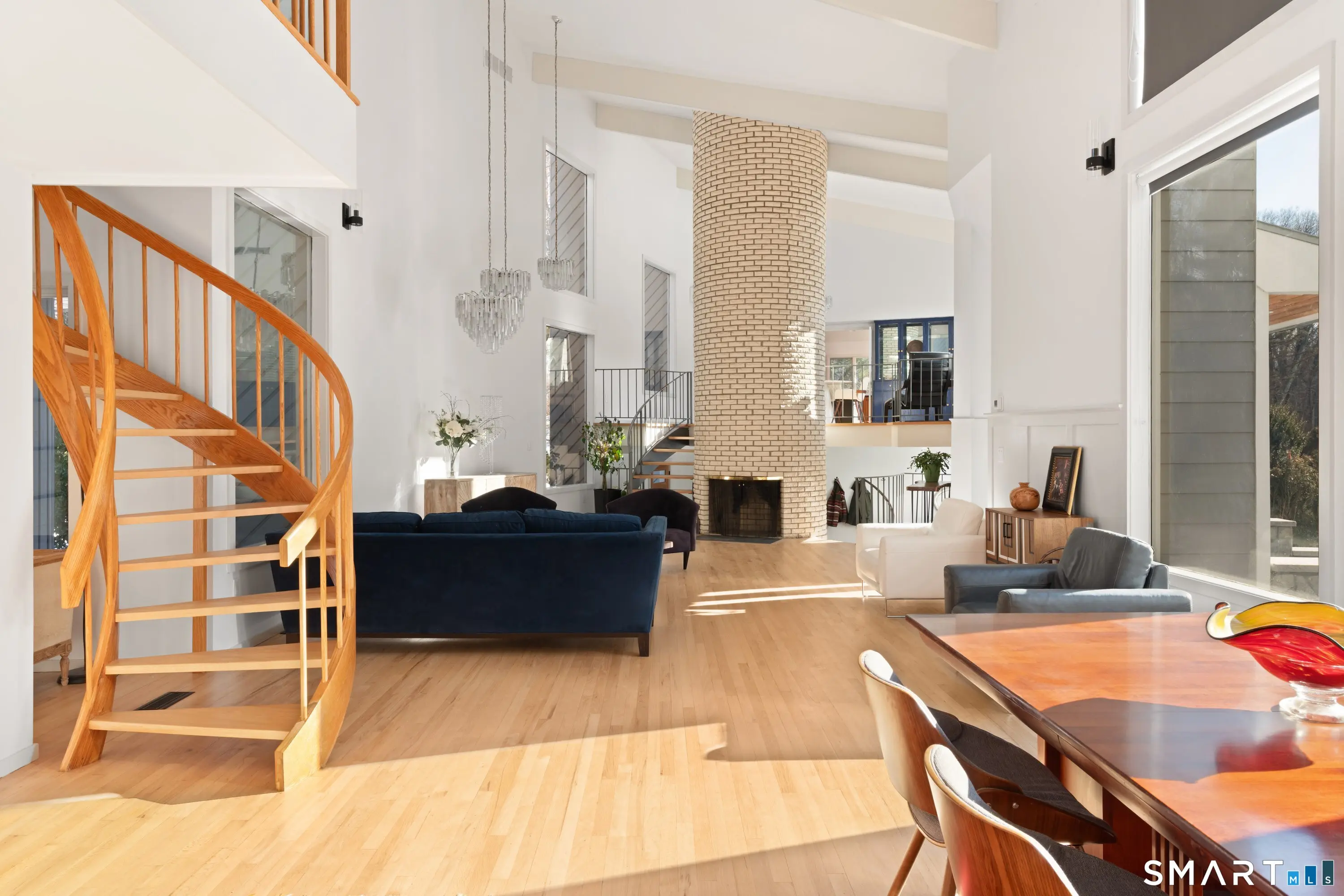 2177 Cross Highway, Fairfield