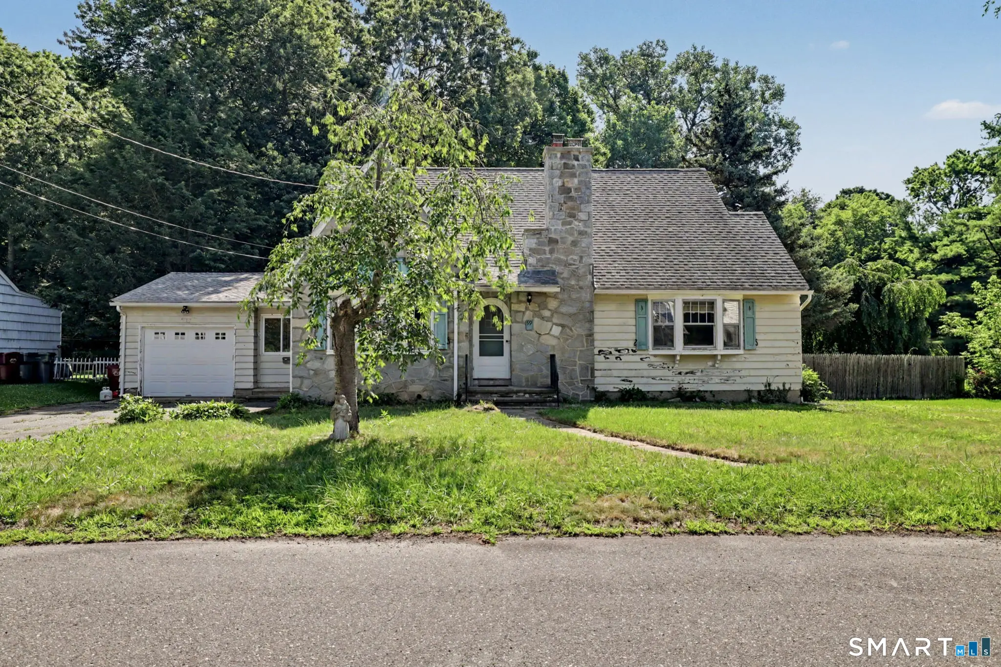 99 Homestead Avenue, Naugatuck