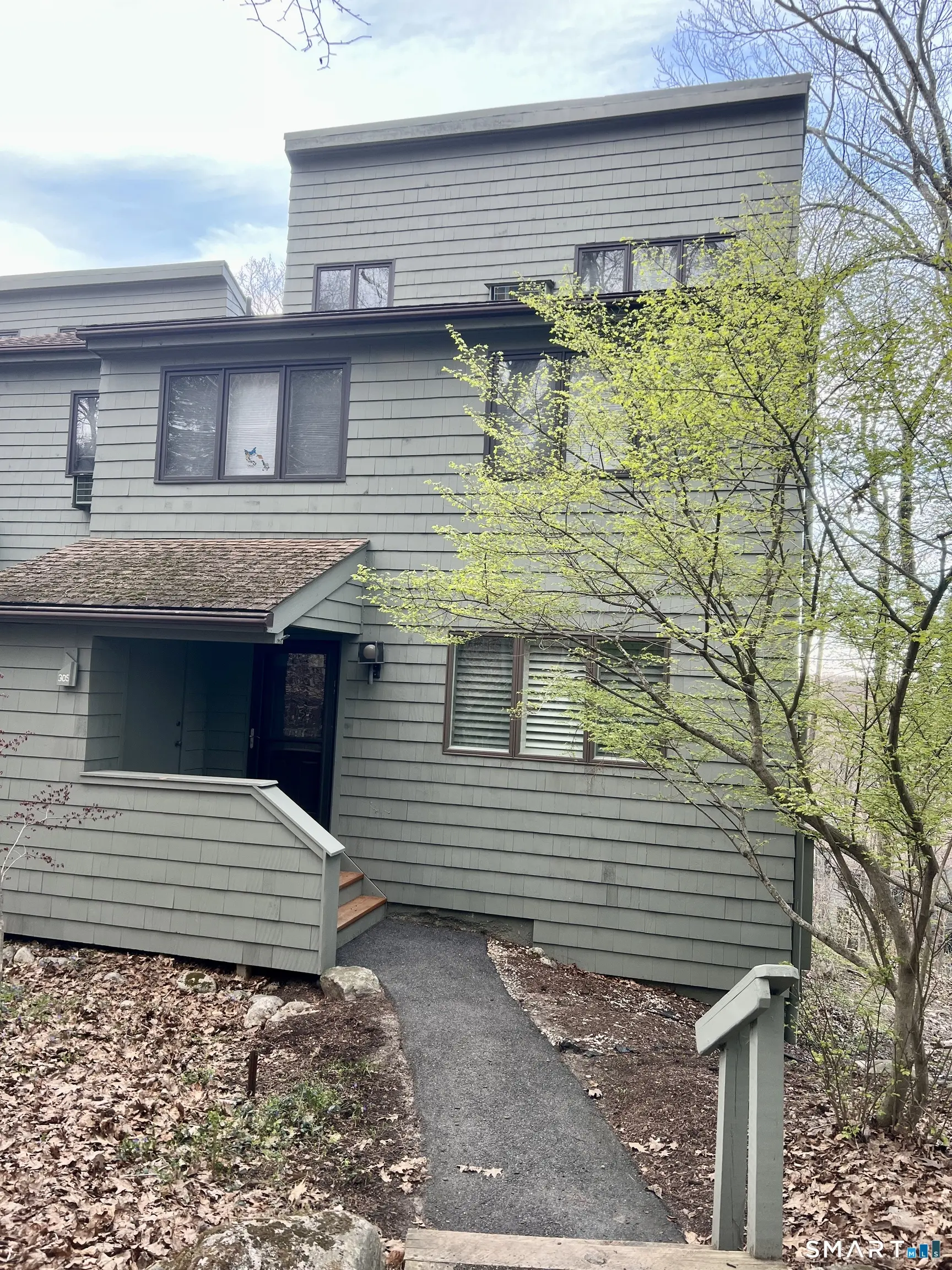305 Cliffside Drive, Torrington