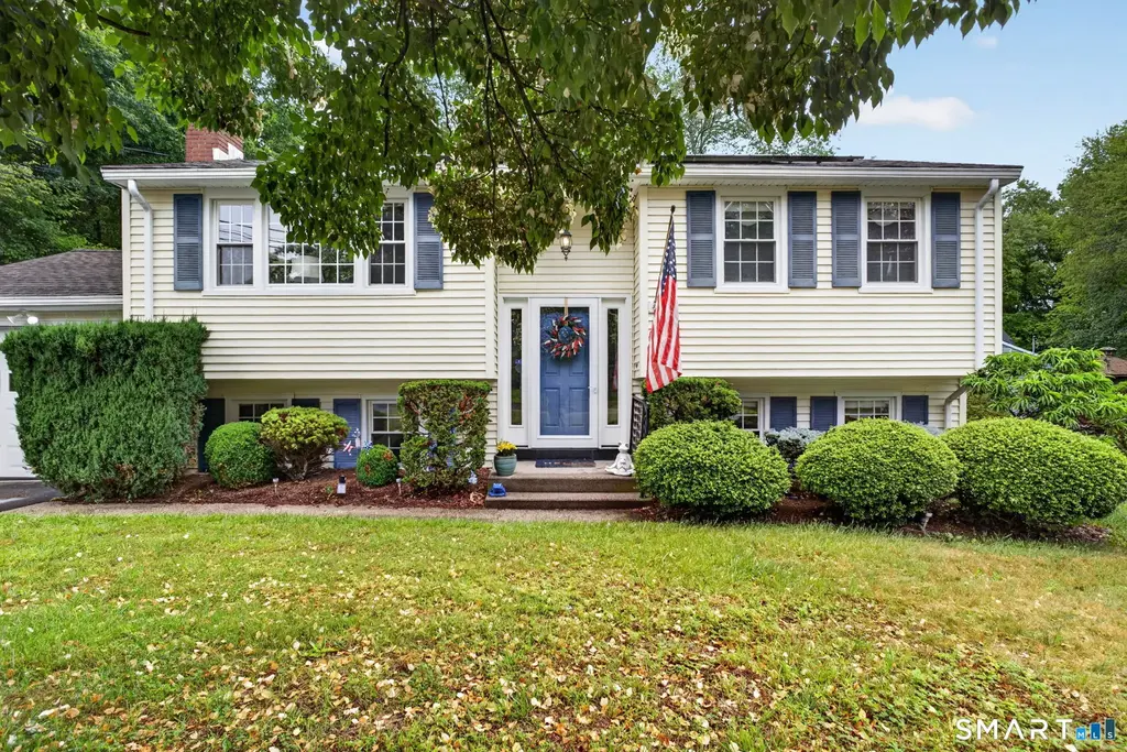 40 Cedar Road, Clinton