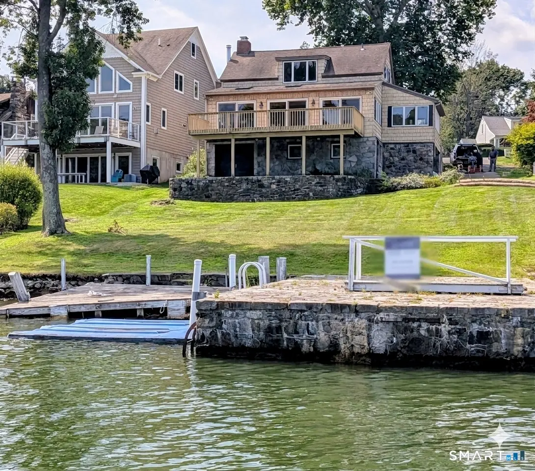 19 Cedar Drive, Danbury