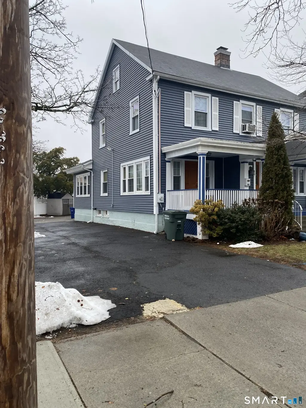 49 Elmwood Place, Bridgeport