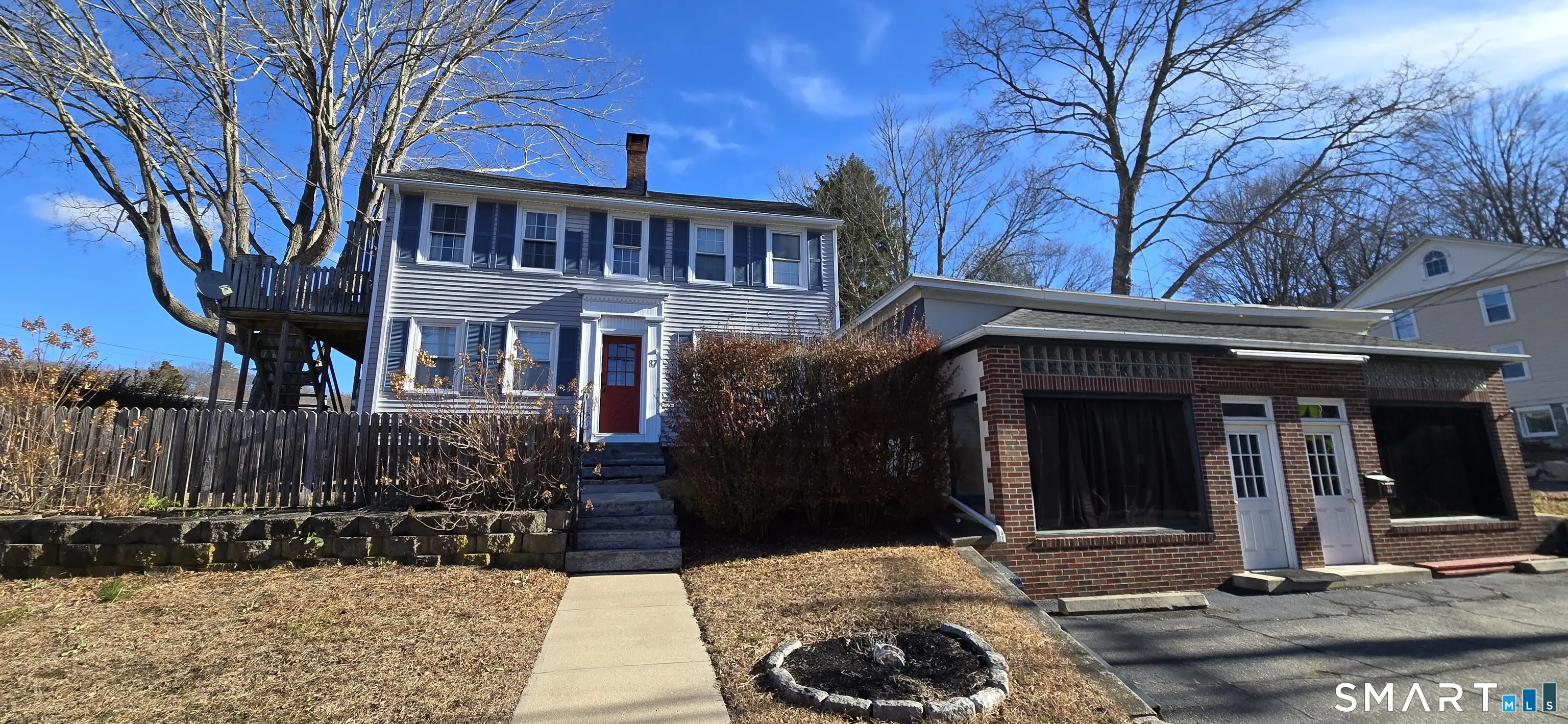 87 Main Street, Deep River