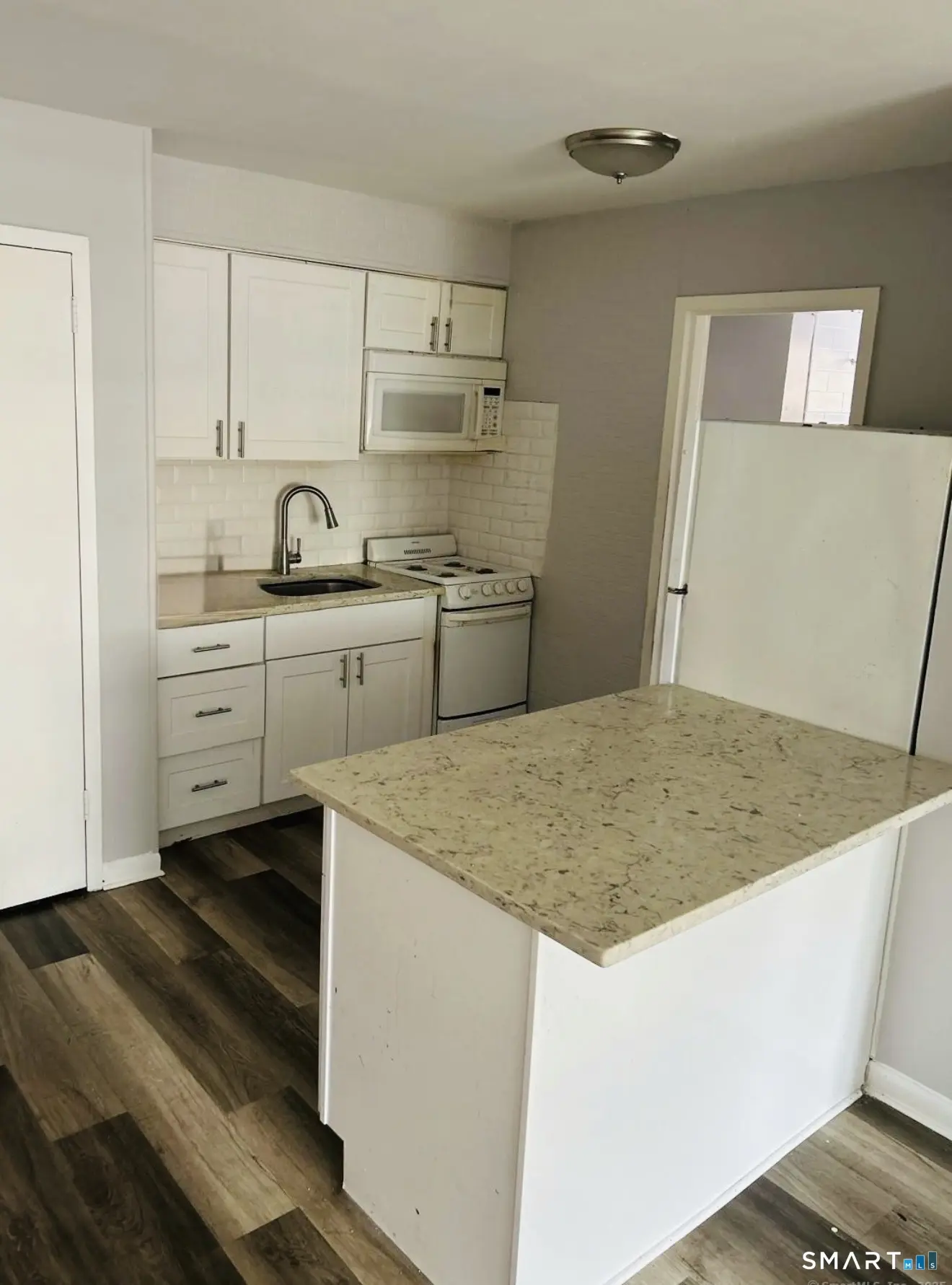80 Taft Avenue Apt 5, Bridgeport
