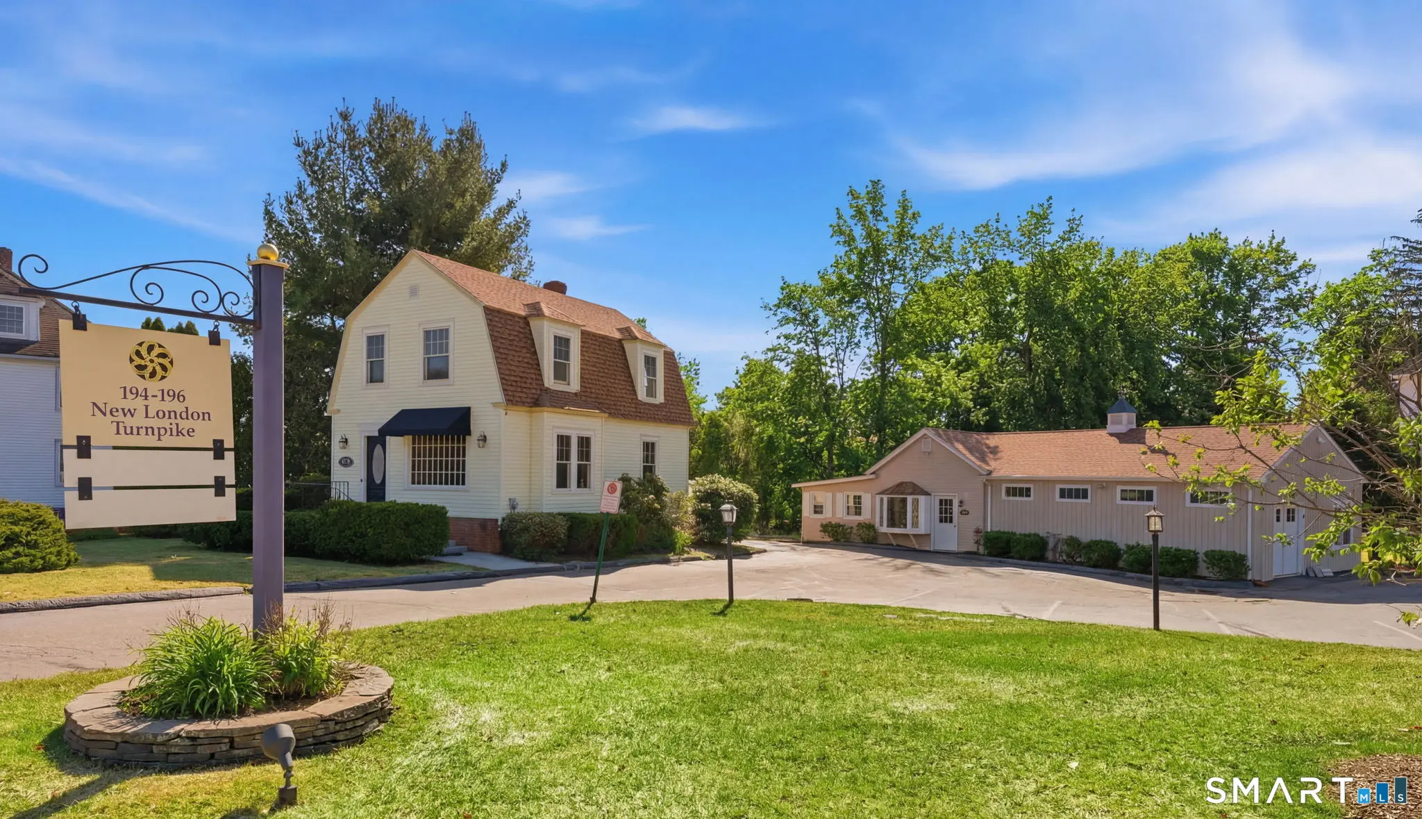 194 New London Turnpike, Glastonbury