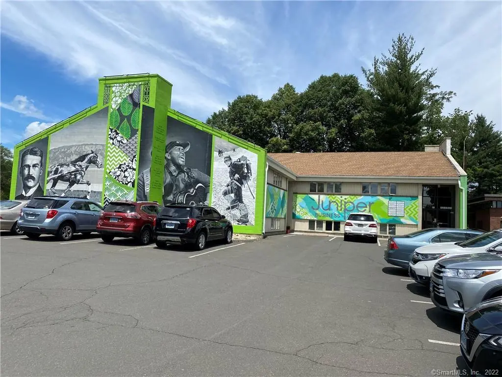 1100 New Britain Avenue 101, West Hartford