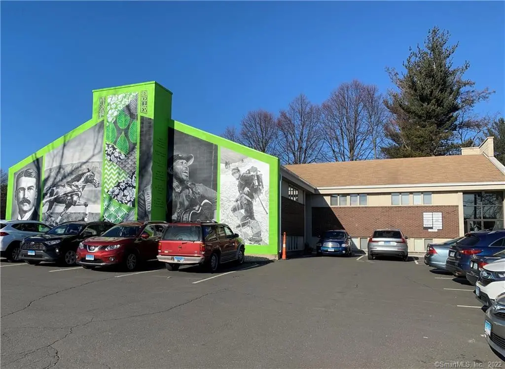 1100 New Britain Avenue 102, West Hartford