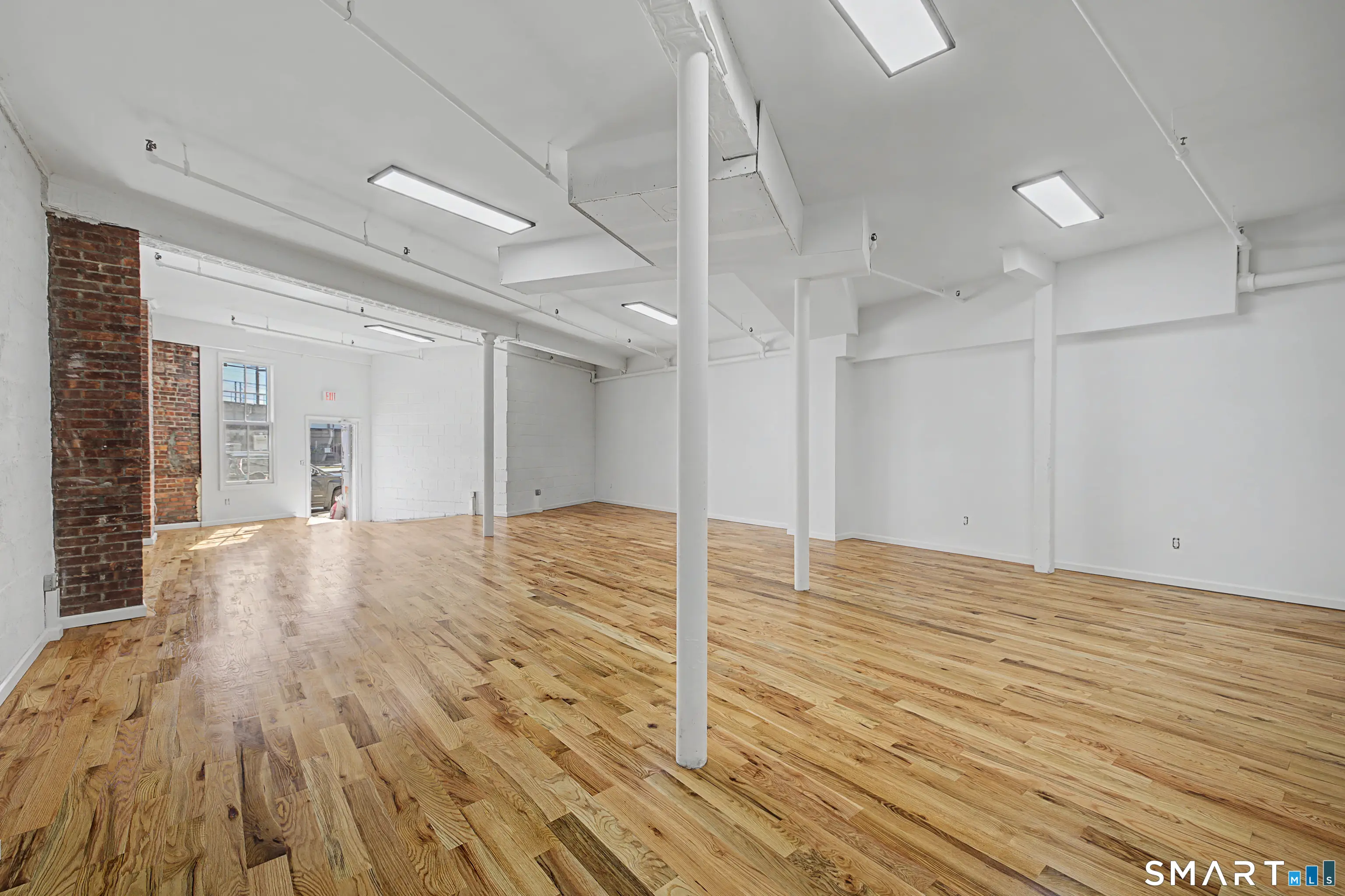53 Crescent Avenue, Bridgeport