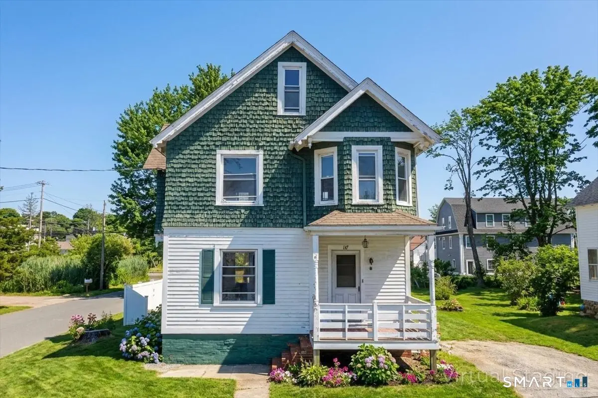 18 Maxson Street, Groton