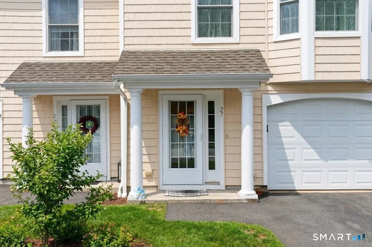 27 Parkwoods Drive 27, Norwich