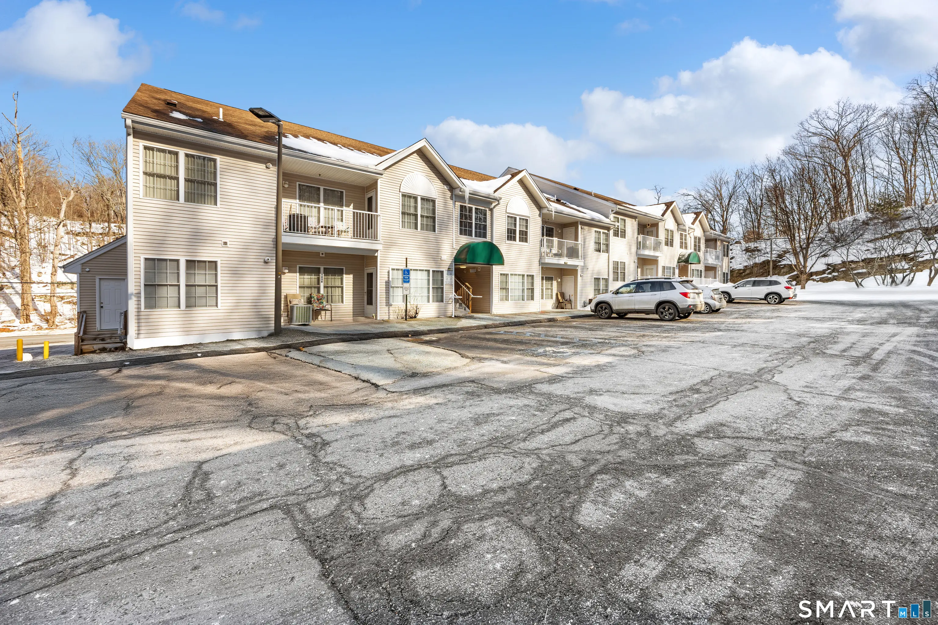 1215 Arganese Place 1215, Trumbull