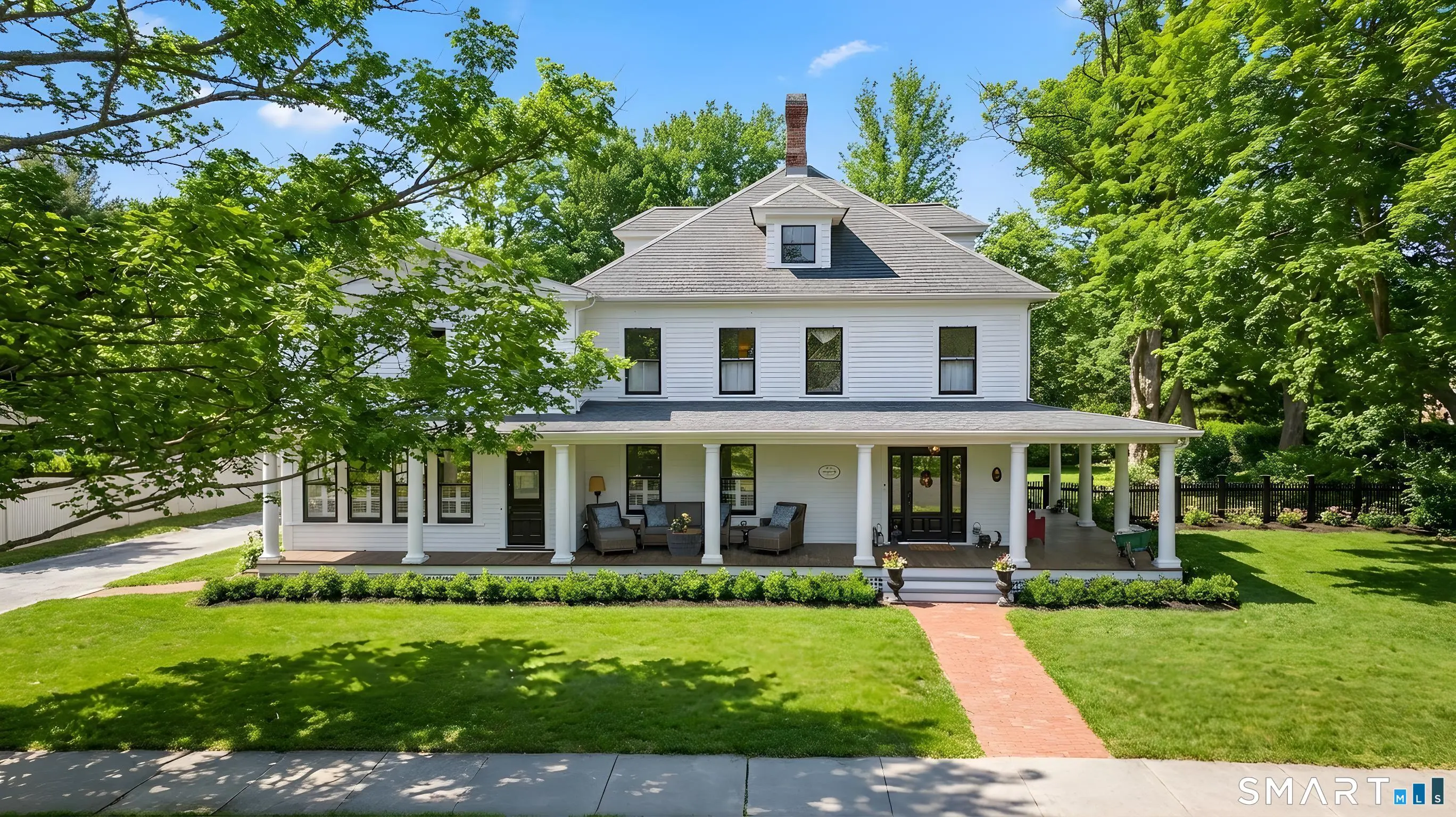 101 North Main Street, Essex