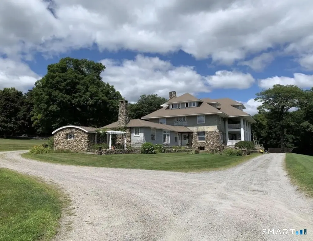 31 State Line Hill Road 2, Norfolk