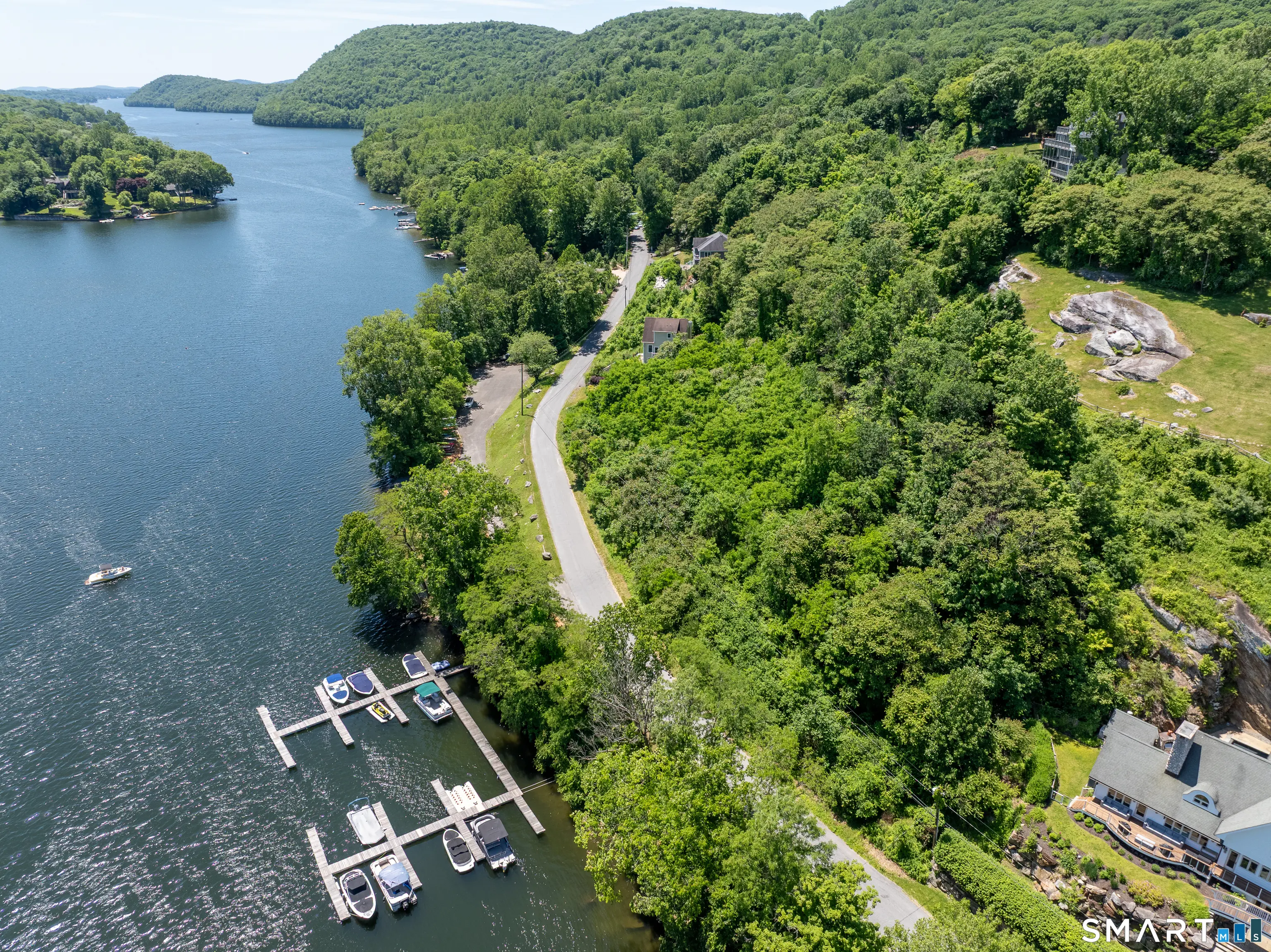 Candlewood Shore, New Milford