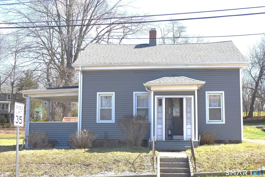 733 Broad Street, Meriden