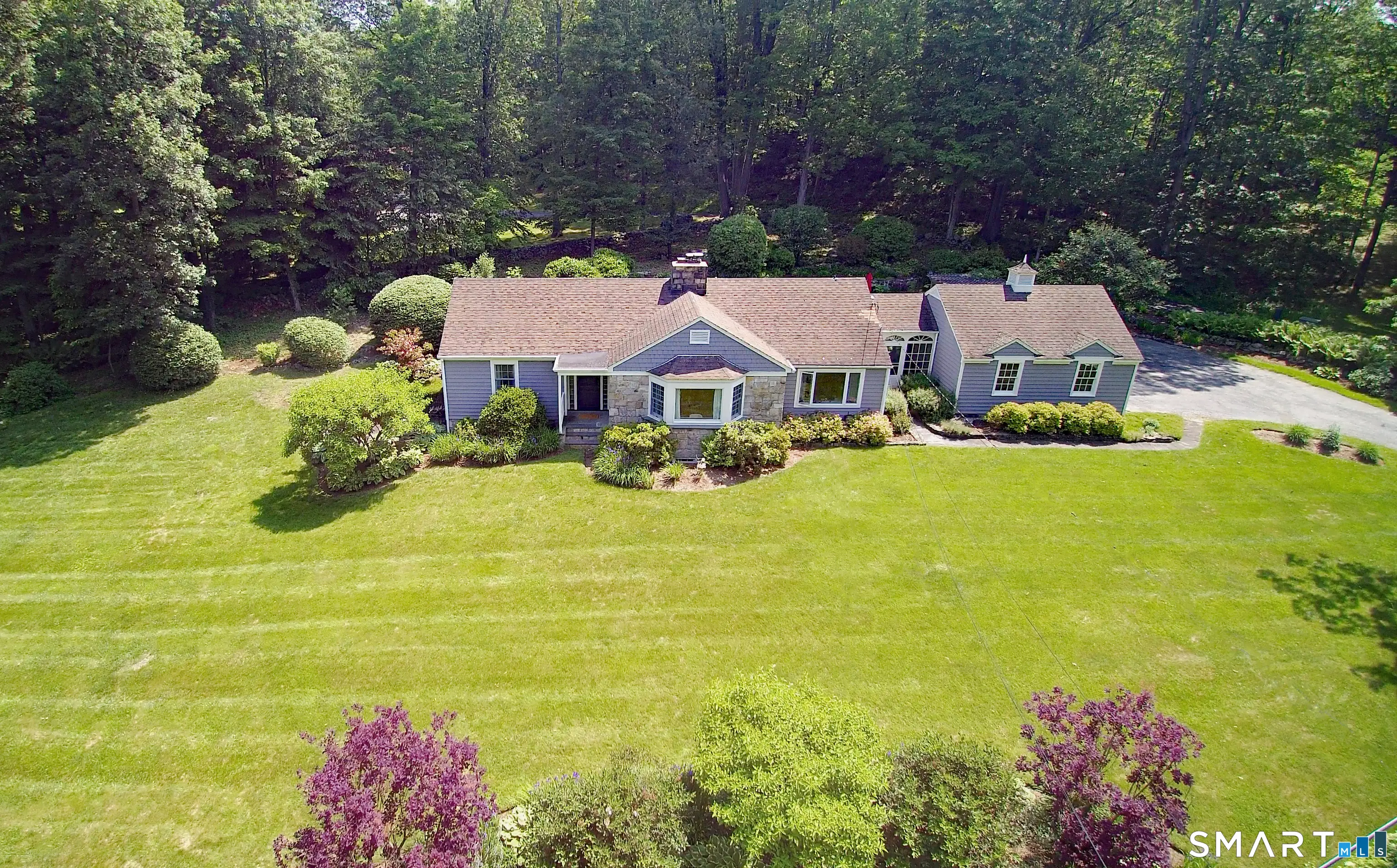 172 Gallows Hill Road, Redding