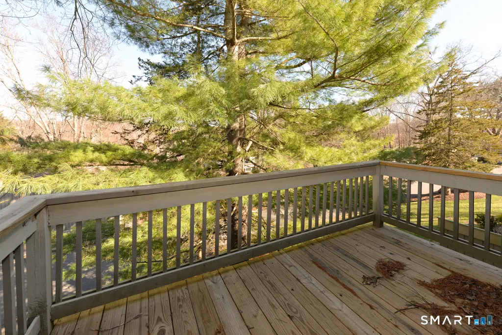 101 Heritage Village D, Southbury