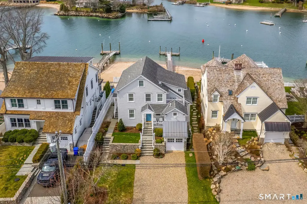 43 Rowayton Avenue, Norwalk