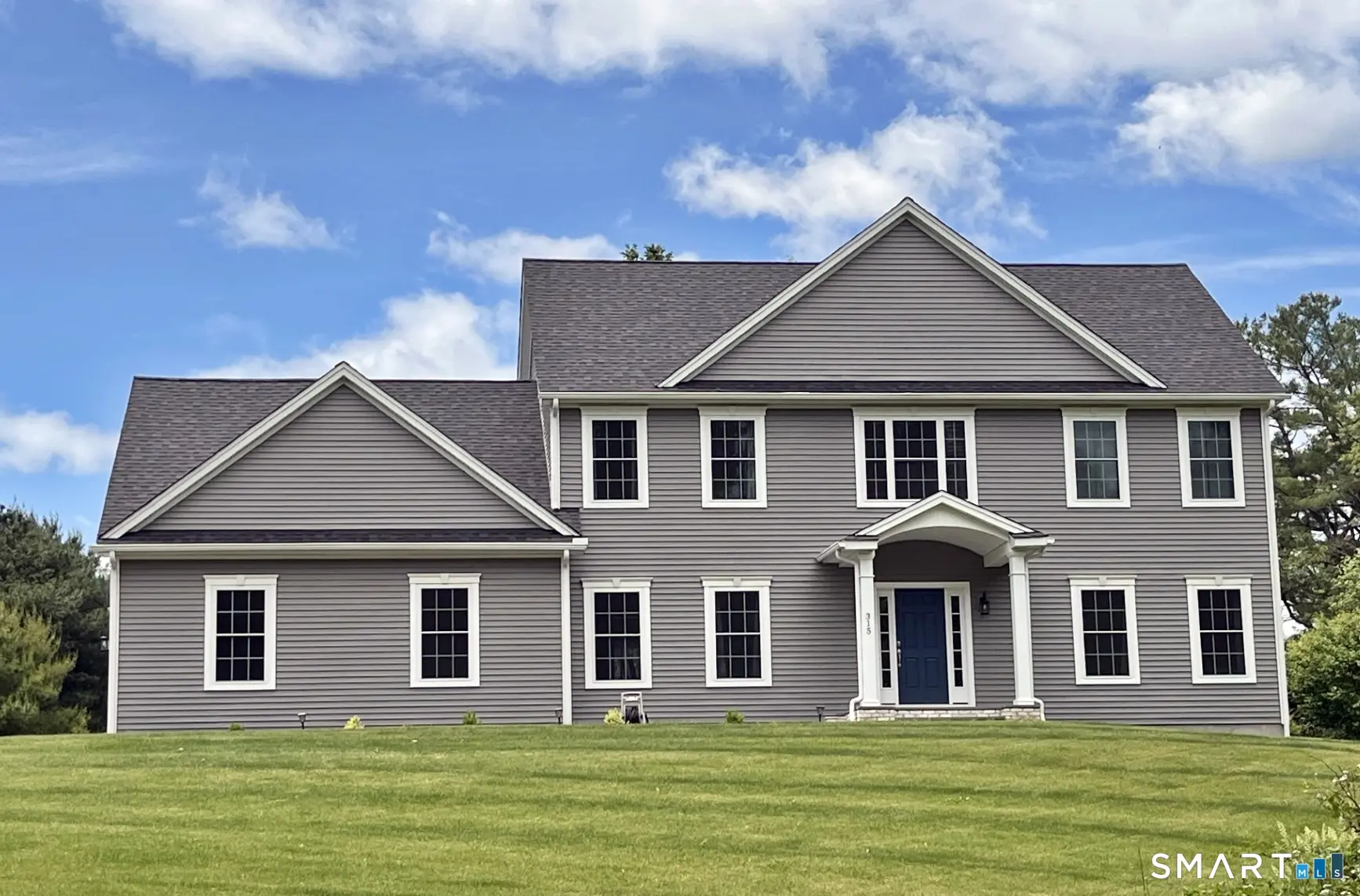 19 Deer Run Road, Middlebury