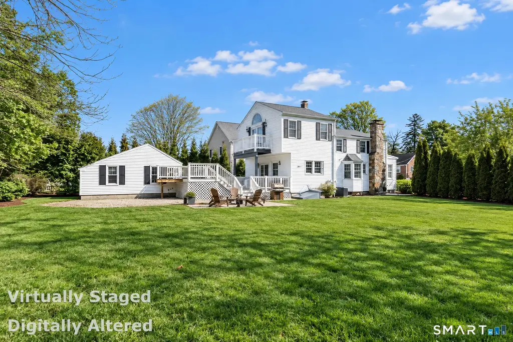 12 Sunset Avenue, Trumbull