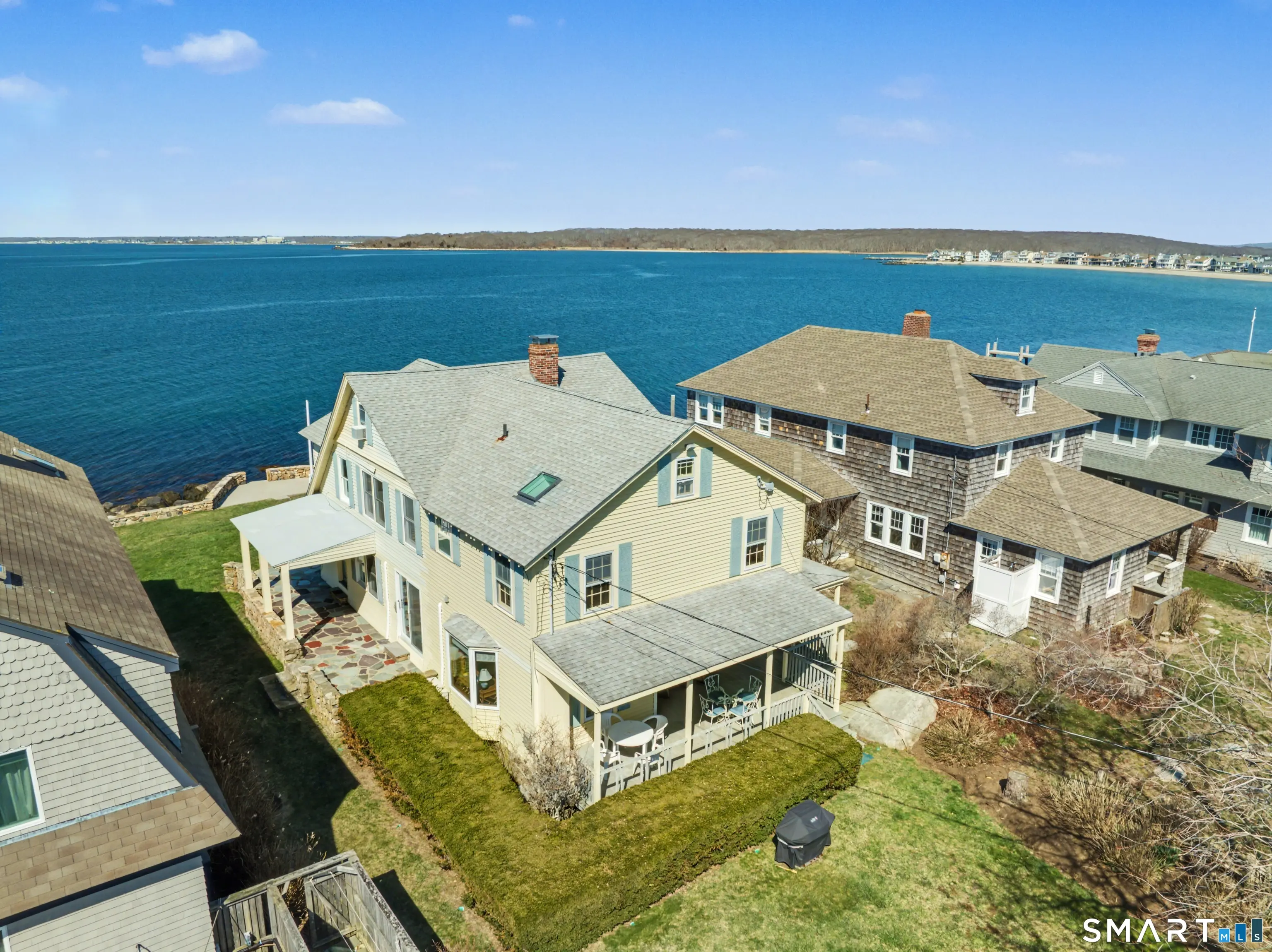 217 West Shore Avenue, Groton