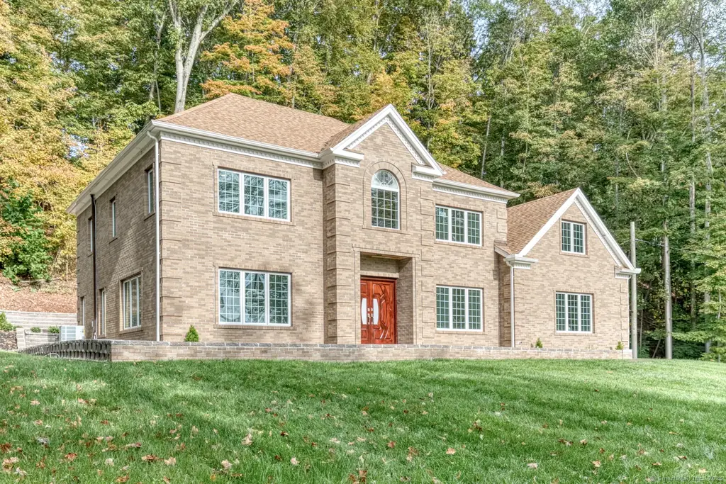 171 Oregon Road, Meriden