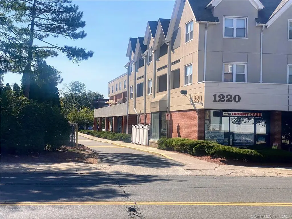 1220 Whitney Avenue C6, Hamden