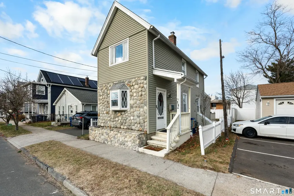 15 California Street, West Haven