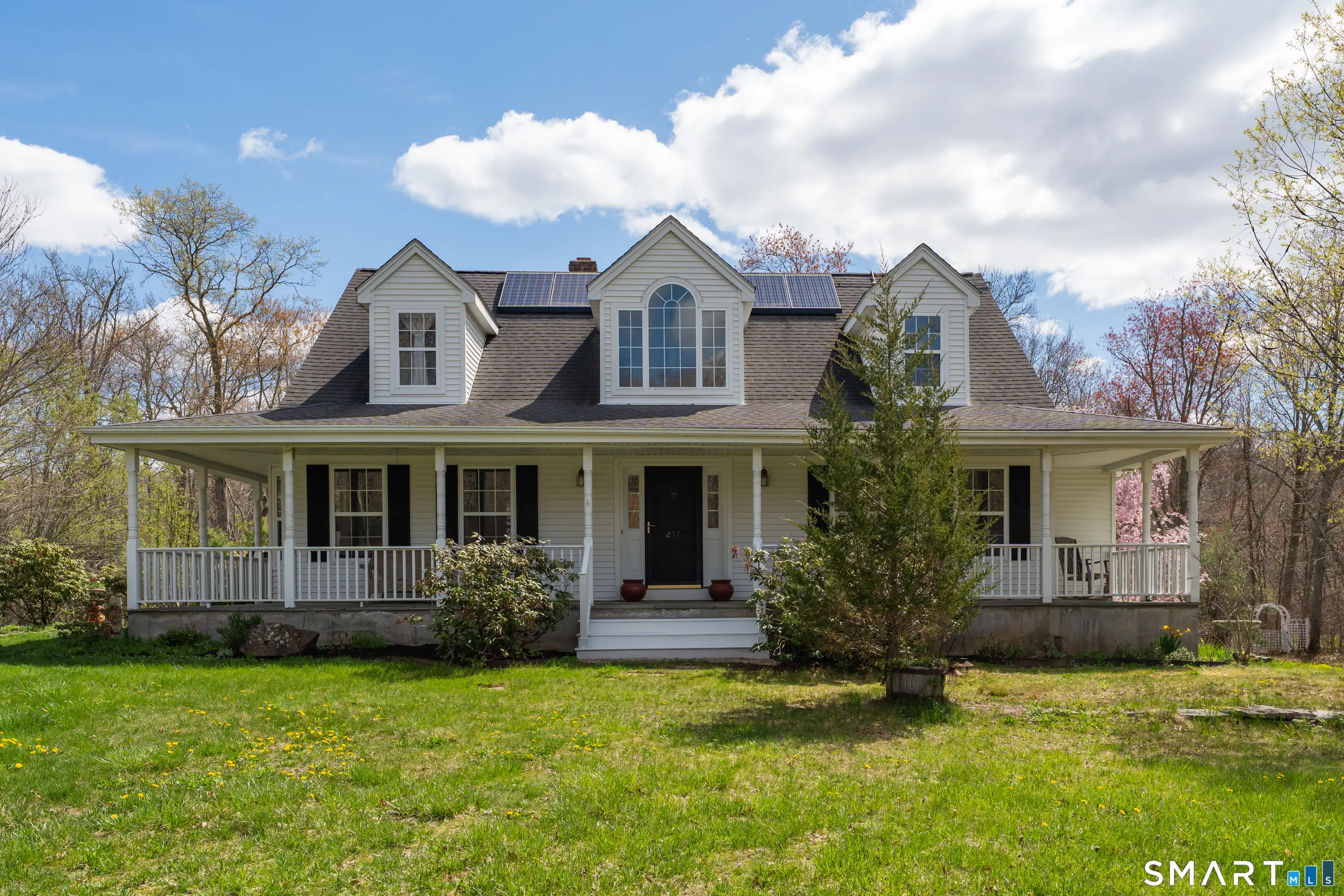 257 West Elm Street, Deep River