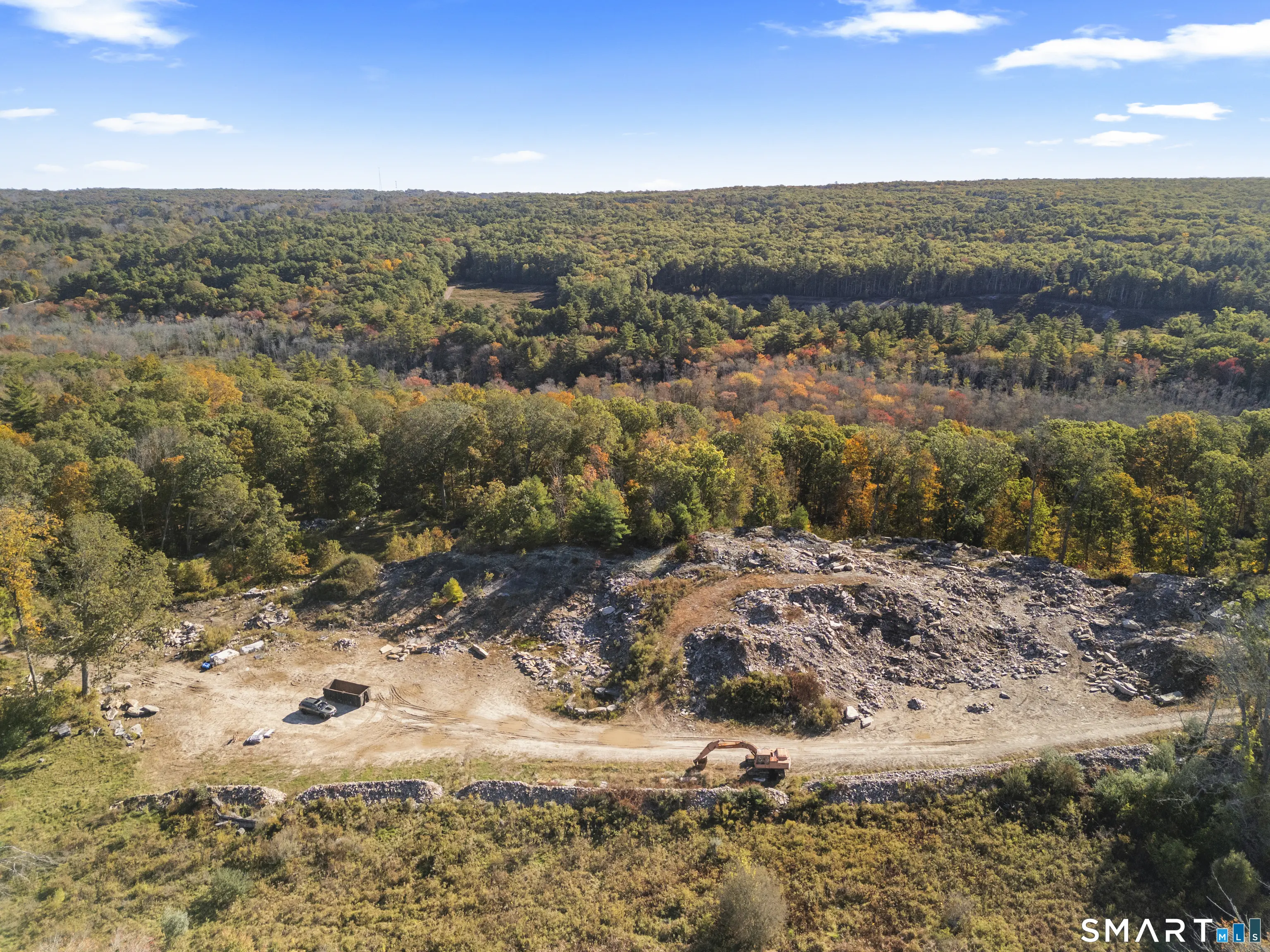 94 Hubbard Hill Road, Killingly