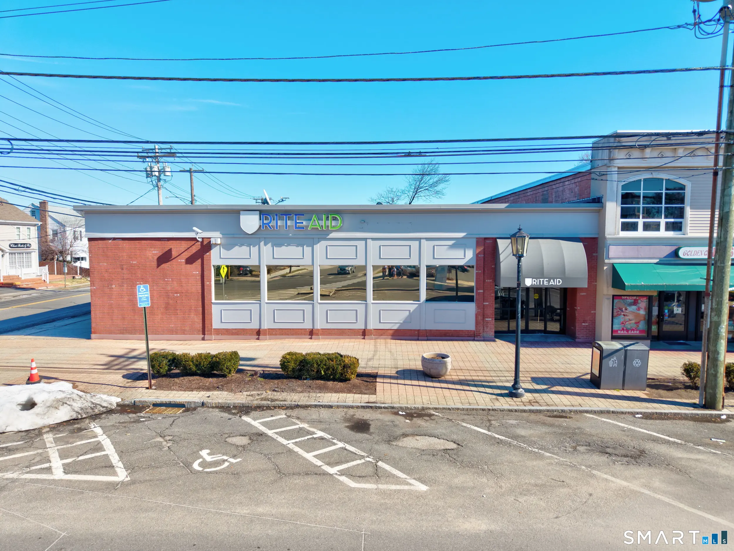 3680 Main Street, Stratford