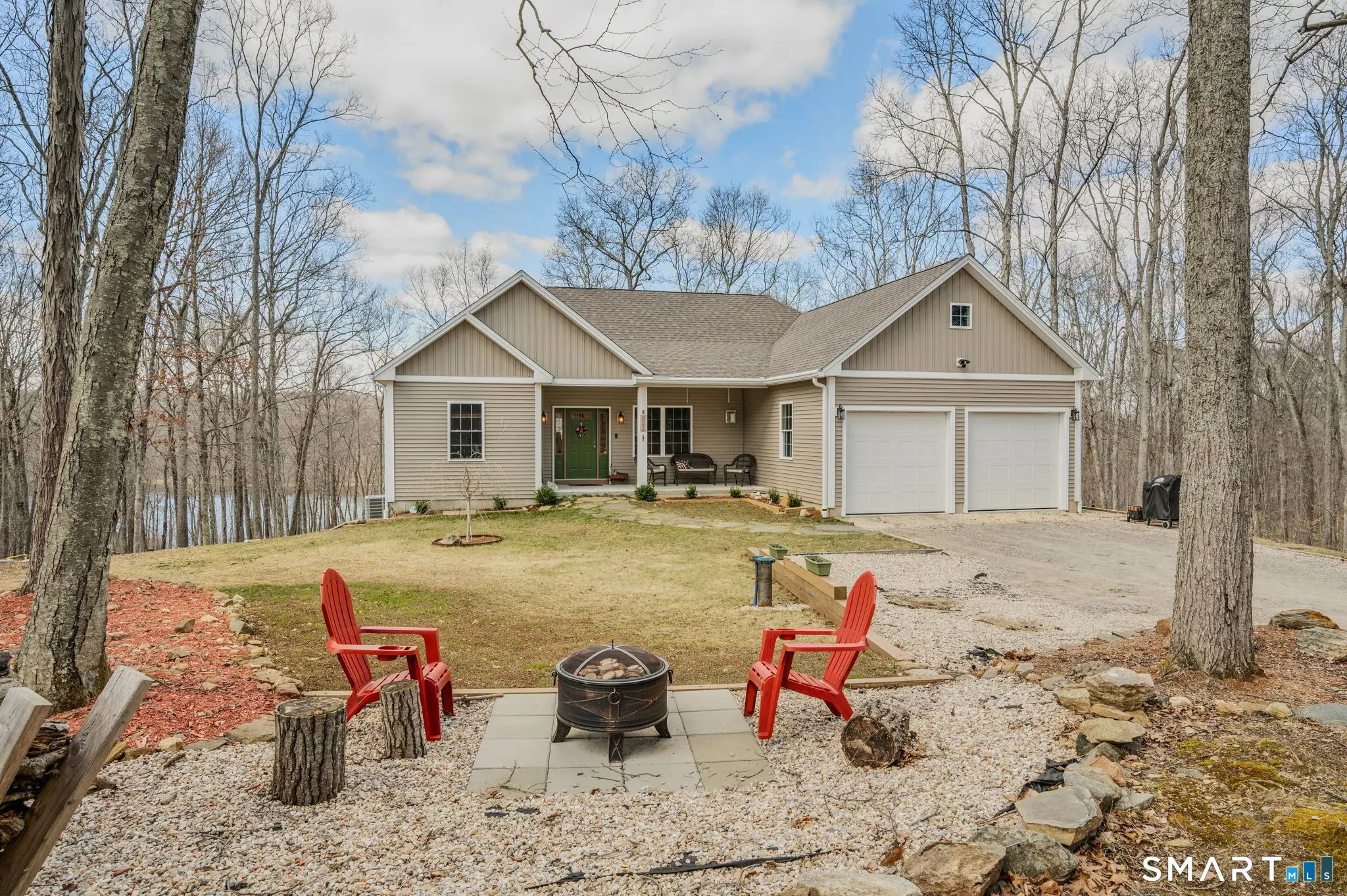 221 Clubhouse Road, Lebanon