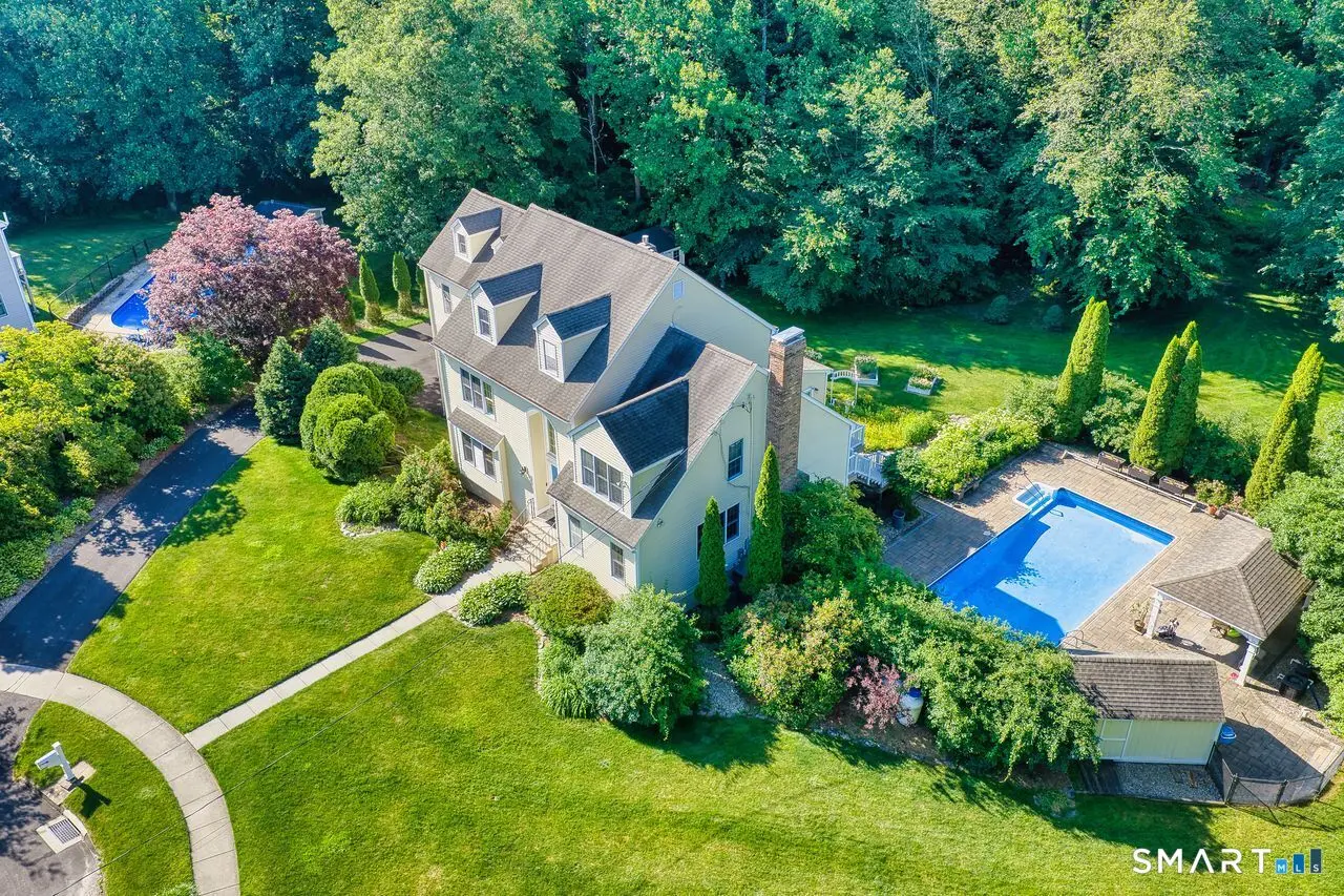 65 Arrowwood Place, Stratford
