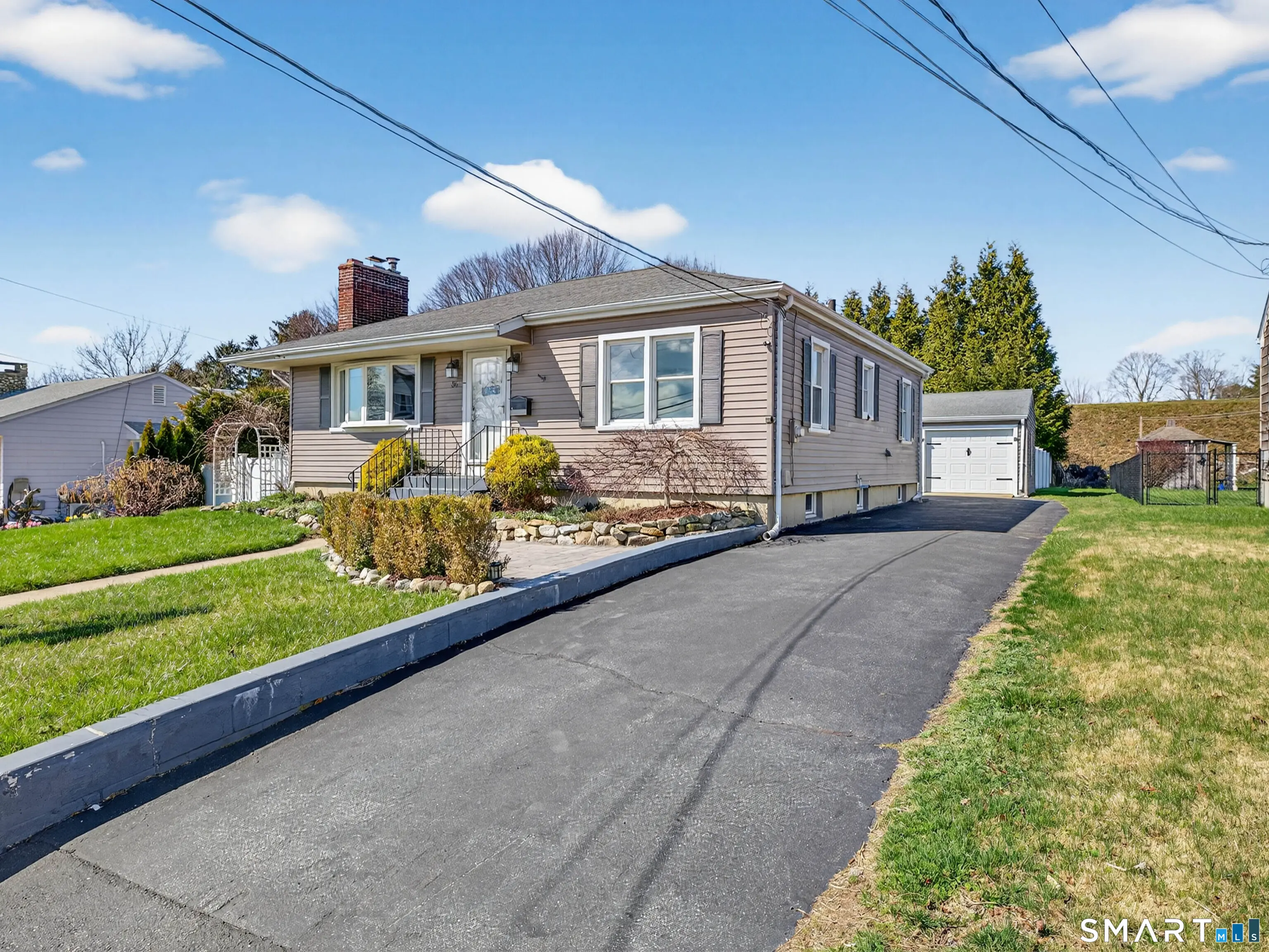 36 Baker Avenue, Groton