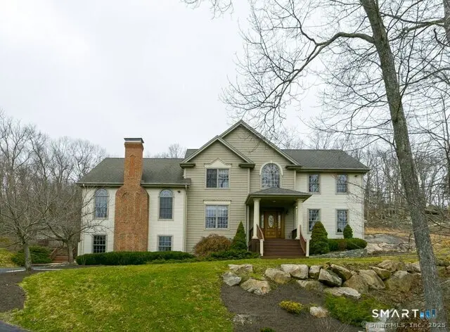 32 Village Drive, East Lyme