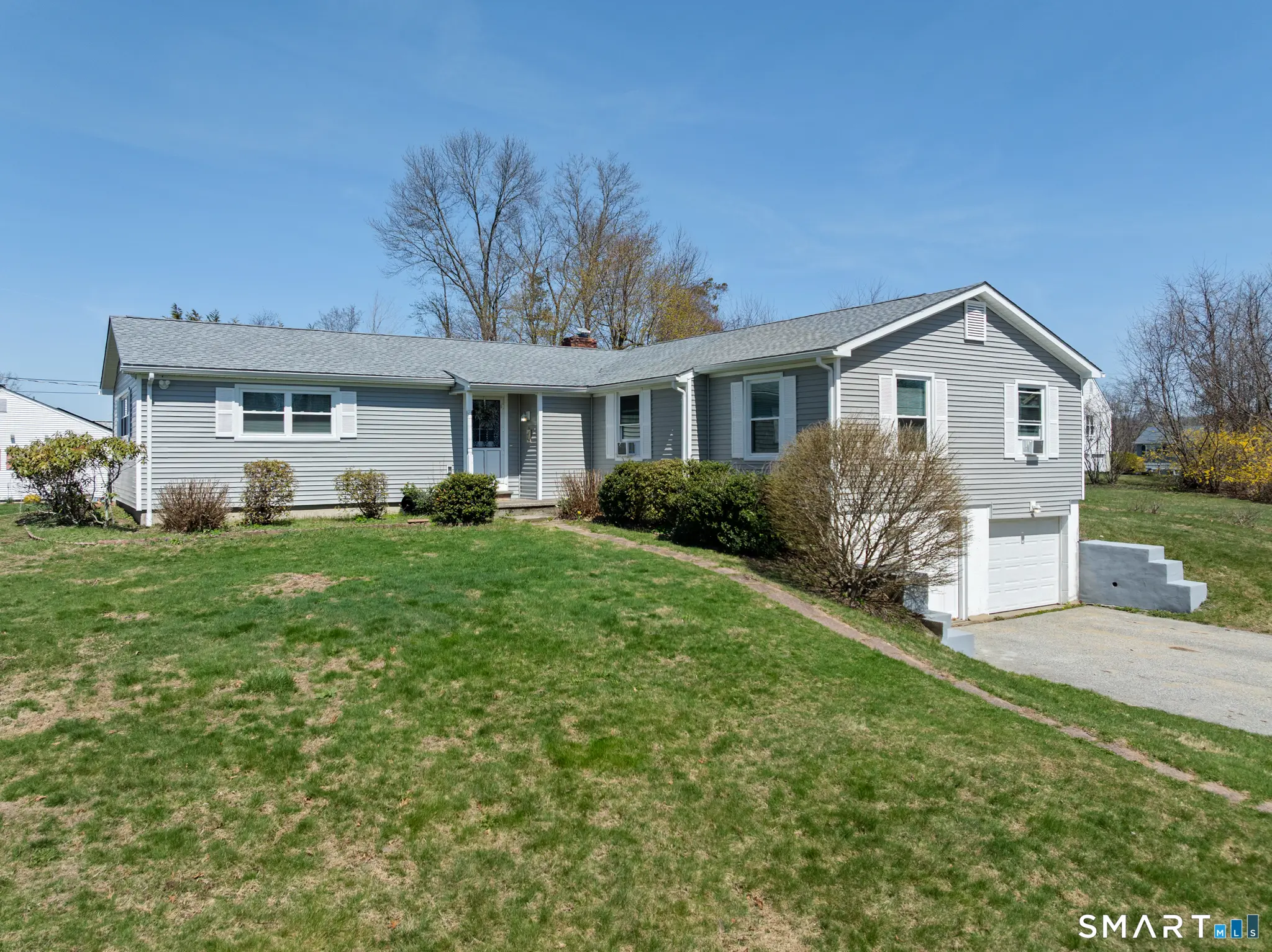 9 Evas Drive, Brookfield