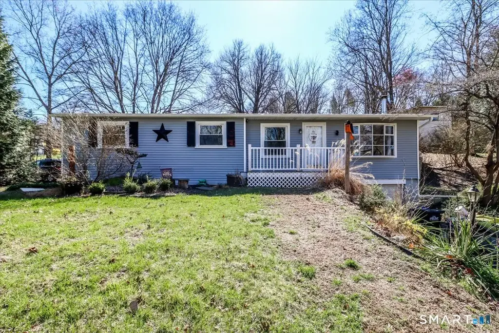 61 Pumpkin Hill Road, New Milford