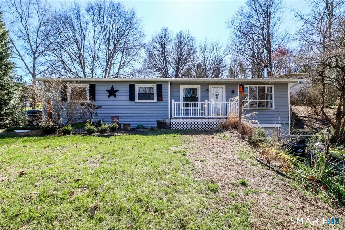 61 Pumpkin Hill Road, New Milford