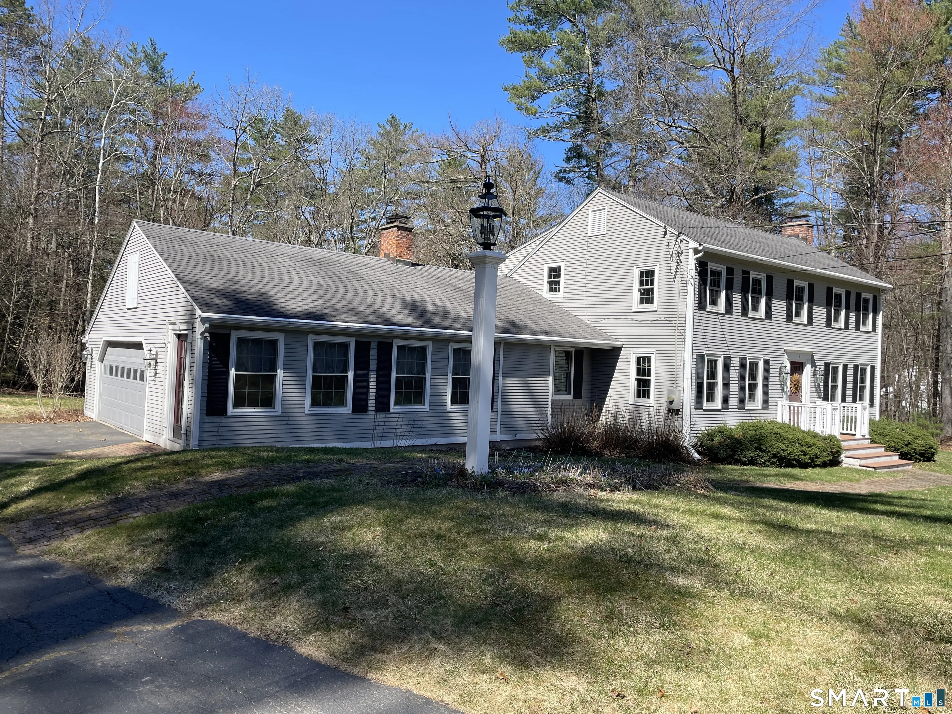 9 Michael Drive, Canton