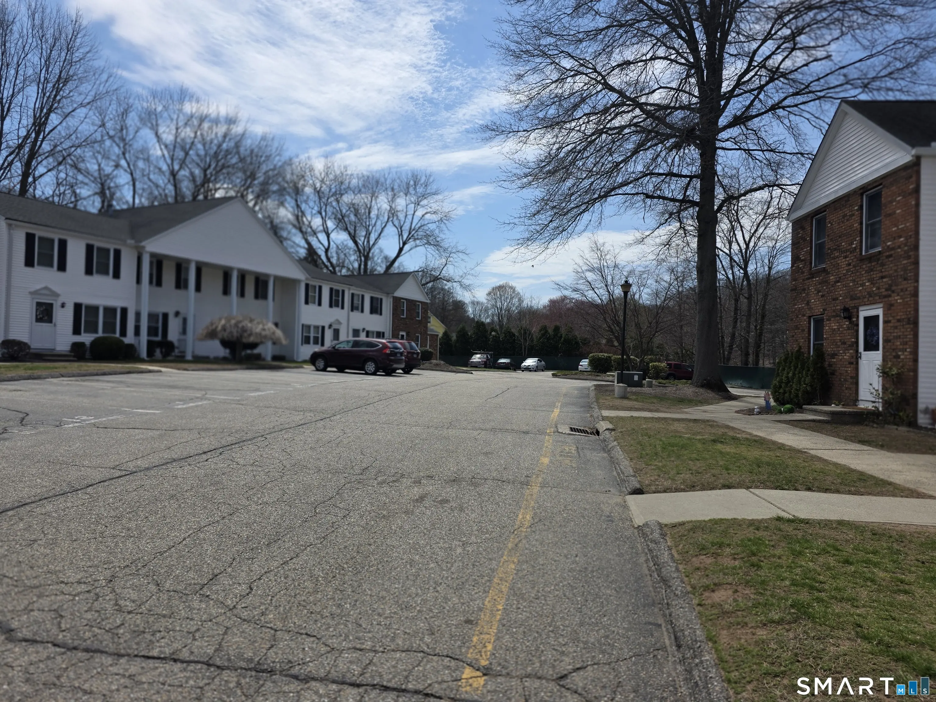 18 Colonial Village 18, Shelton