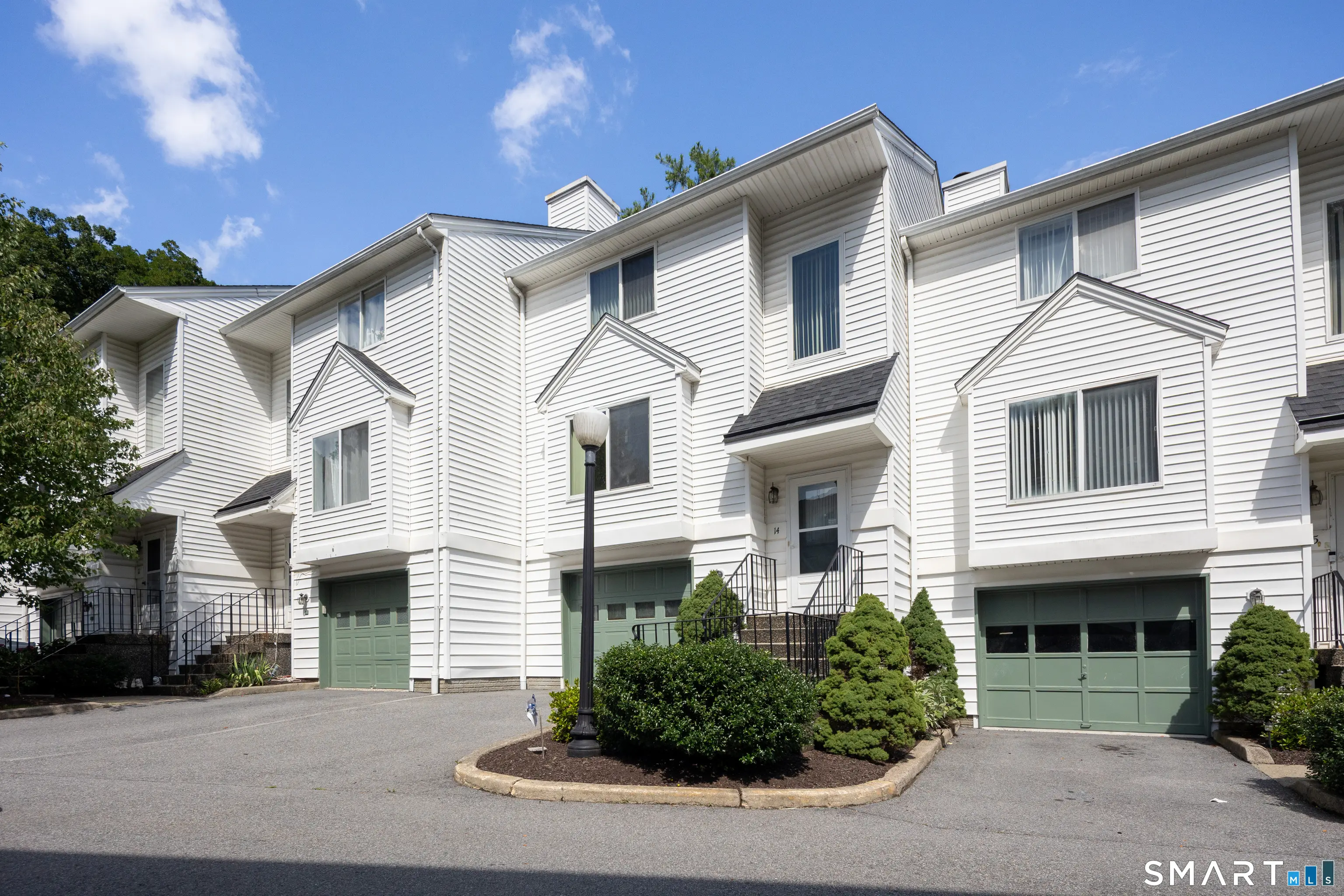 68 Virginia Avenue 14, Danbury