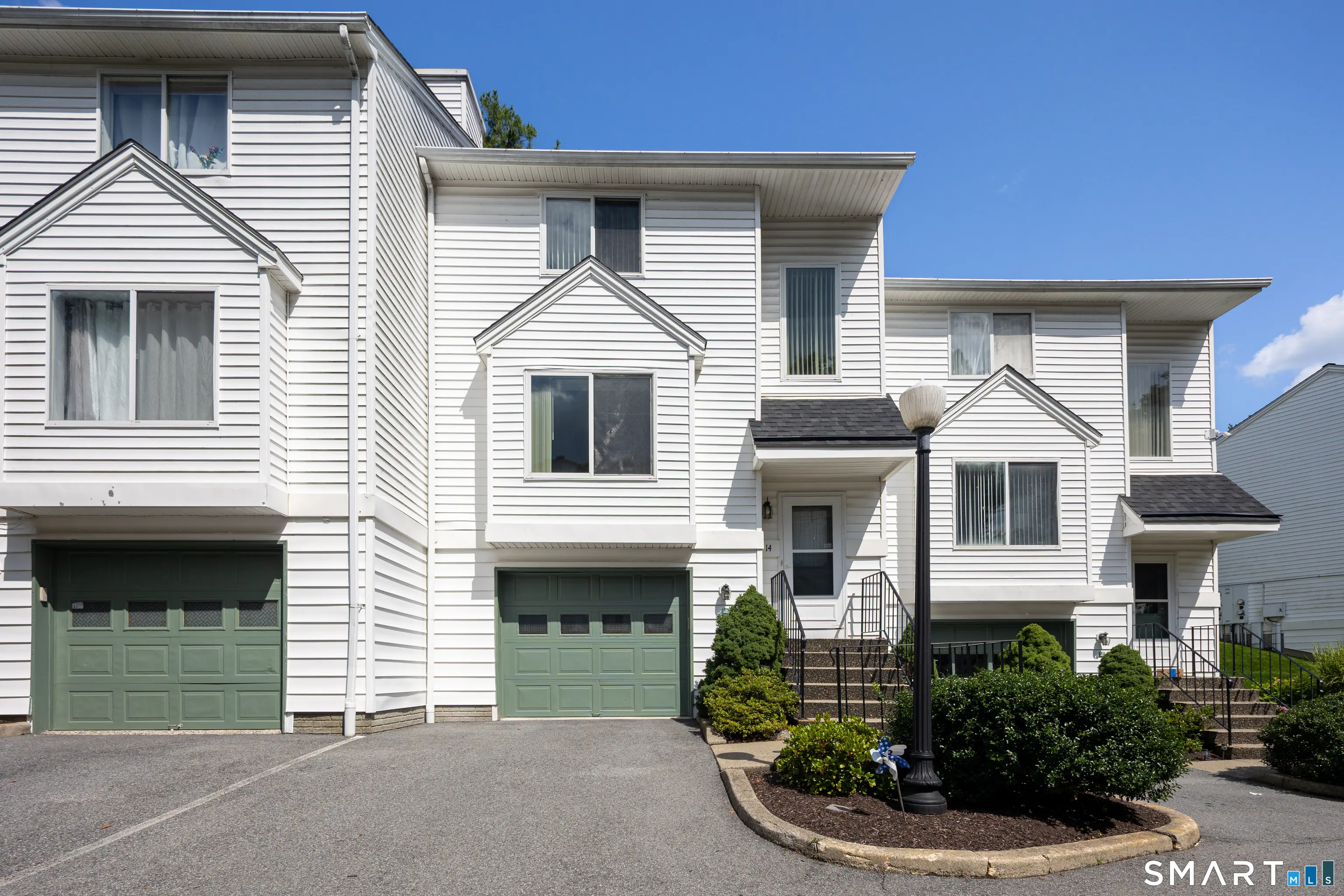 68 Virginia Avenue 14, Danbury