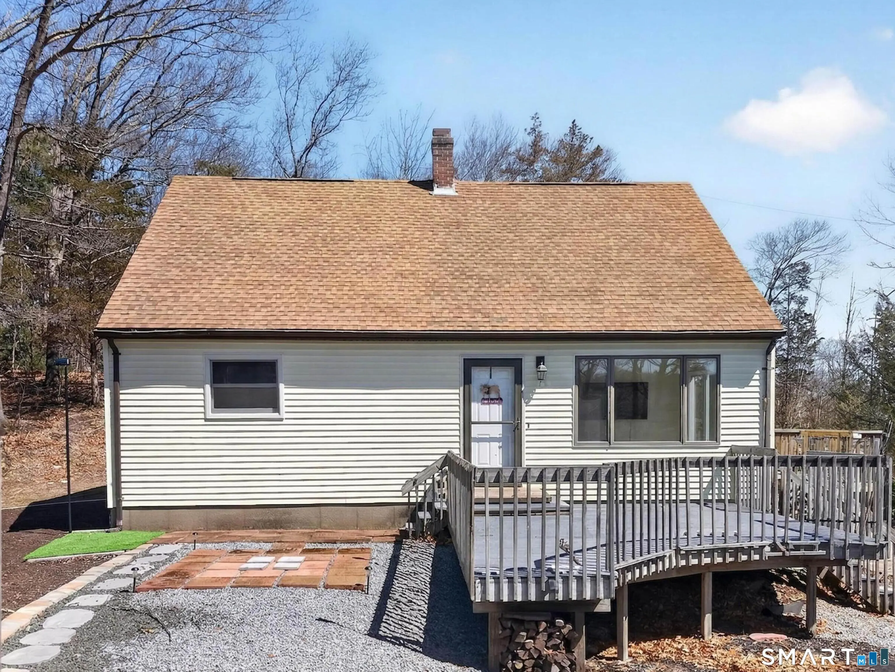 211 Salem Turnpike, Norwich